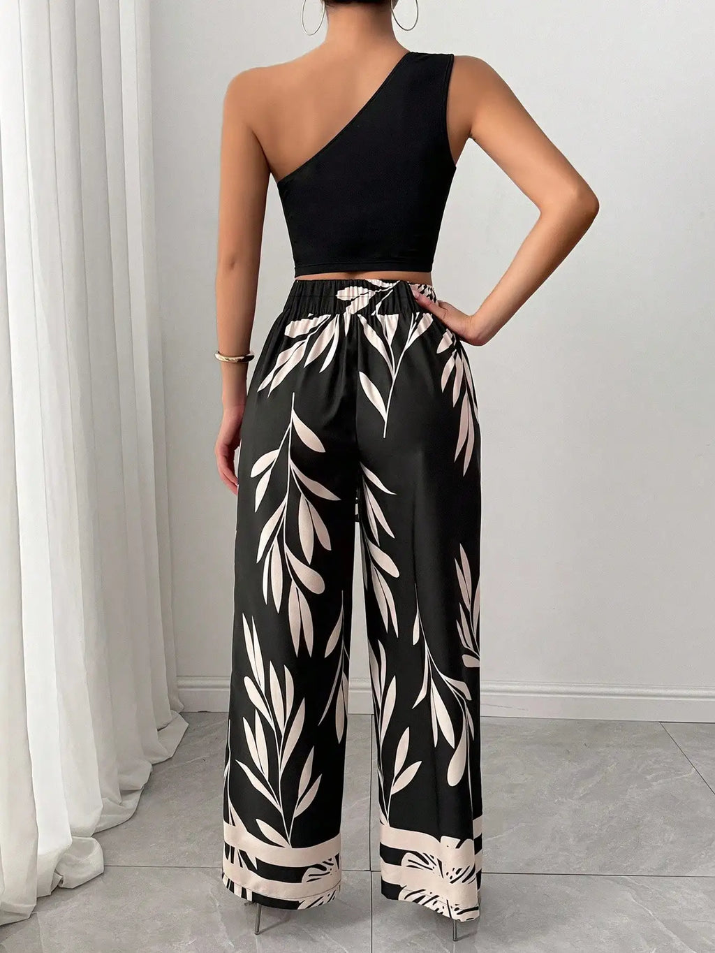 2-Piece Women's One Shoulder Crop Top & Wide Leg Leaf Print Pants Set, Casual Summer Outfit